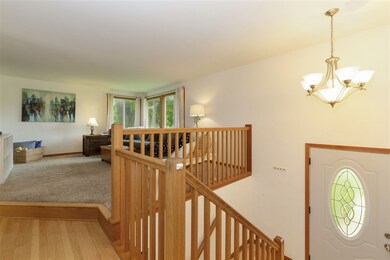5136 Hill Top Rd, Fitchburg, WI 53711 - photo 2