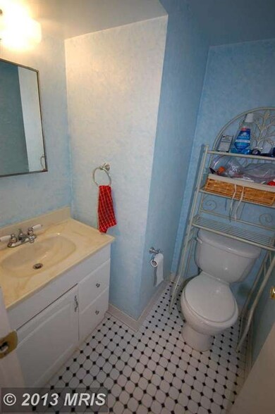 17820 Buehler Rd unit 176, Olney, MD 20832 - photo 6
