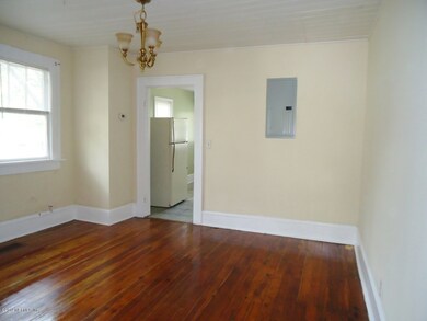 4567 Wheeler Ave, Jacksonville, FL 32210 - photo 5