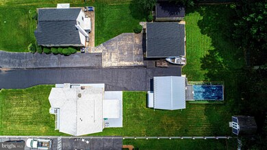 741 Essex Ave, Essex, MD 21221 - photo 7