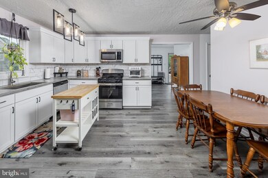 513 Fern Ave, Woodbury, NJ 08096 - photo 4