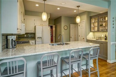 Spacious and Bright!
