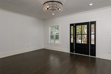 Entry Living Area