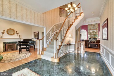 15428 Kentwell Cir, Centreville, VA 20120 - photo 3