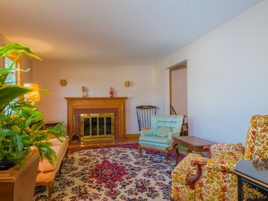 59 Charles Diersch St, East Weymouth, MA 02189 - photo 4