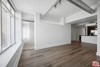 717 W Olympic Blvd unit 1903, Los Angeles, CA 90015 - photo 5