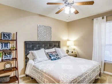 10221 Centrepark Dr unit A937, Houston, TX 77043 - photo 7