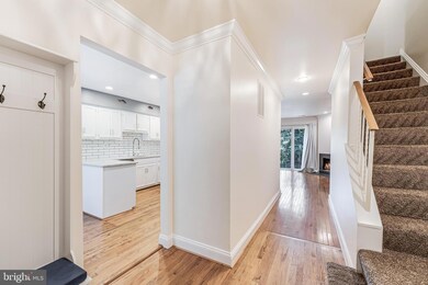 2022 Headlands Cir, Reston, VA 20191 - photo 5