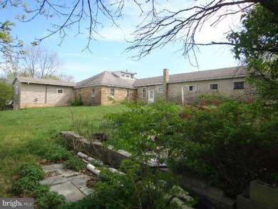 1071 Hade Rd, Chambersburg, PA 17202 - photo 4