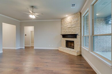 108 Independence Dr, Joshua, TX 76058 - photo 6