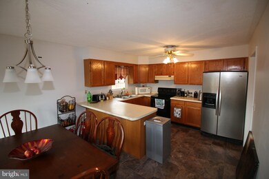 1132 Kesler Rd, Front Royal, VA 22630 - photo 7