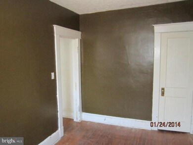 335 Marydell Rd, Baltimore, MD 21229 - photo 6