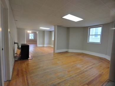 58 Providence St unit 3, Worcester, MA 01604 - photo 6