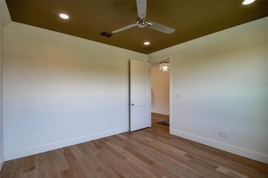 3911 Legend Trail, Granbury, TX 76049 - photo 5