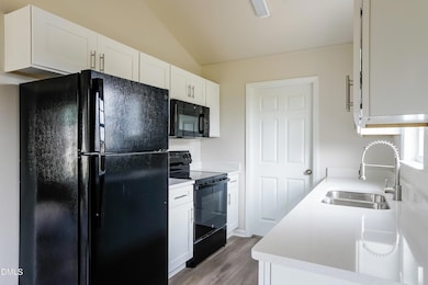 006-photo-kitchen-14926884