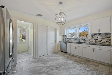 8-print-158-henry-st