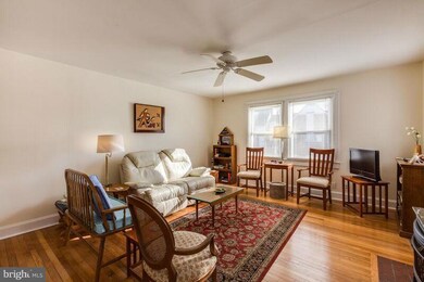 15 Washington Ave, Colonial Beach, VA 22443 - photo 4