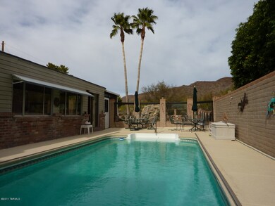 Pool & Spa just outside the Bedroom Door