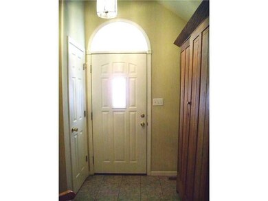 5128 Columbia Dr, Columbus, IN 47203 - photo 3