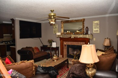 879 Parkview Dr, Macon, GA 31211 - photo 7