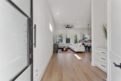 4514 Old Yale St unit E, Houston, TX 77018 - photo 4