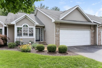 002-Front_View-5931674-medium