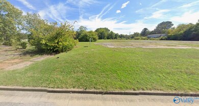 2524 N Memorial Pkwy, Huntsville, AL 35810 - photo 3