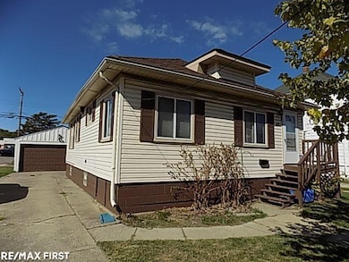 43 Northbound Gratiot Ave, Mount Clemens, MI 48043 - photo 2