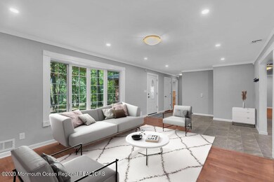 10 E Parkway Place, Holmdel, NJ 07733 - photo 4