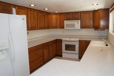 1353 W Isabella Ave unit 6, Mesa, AZ 85202 - photo 2