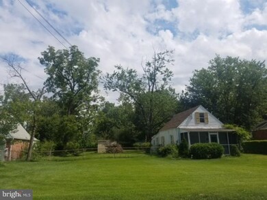 3433 Charles St, Falls Church, VA 22041 - photo 2