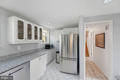 915 Croton Dr, Alexandria, VA 22308 - photo 5