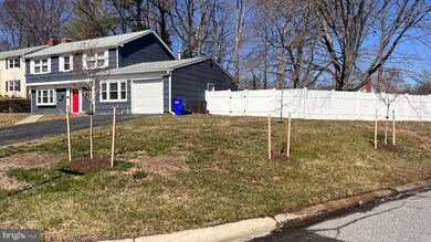 12702 Crimson Ct, Bowie, MD 20715 - photo 2