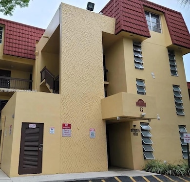 3253 Foxcroft Rd unit G107, Miramar, FL 33025 - photo 3