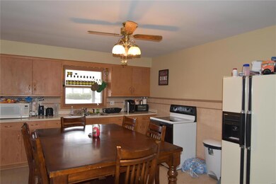 317 Pell St, Farmington, MO 63640 - photo 5