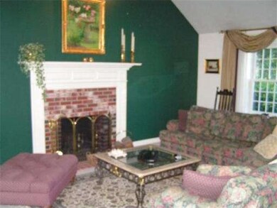 103 Lyman Place, Bridgewater, MA 02324 - photo 6