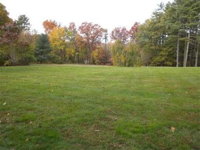 7 Beechnut Ln, Hudson, MA 01749 - photo 2