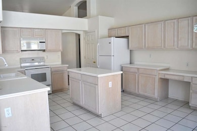 7154 Laguna Azul__Kitchen 1