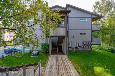 5-web-or-mls-5719 Denali St F-5
