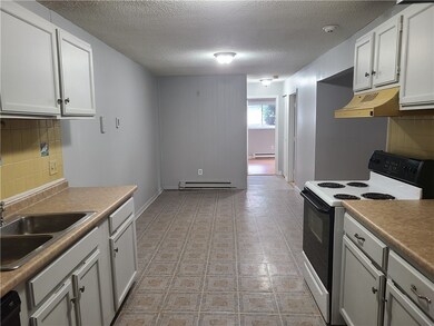 Kitchen/Dining Area