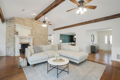 1001 Lynhurst Ln, Denton, TX 76205 - photo 7