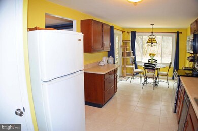 12609 Pinecrest Rd, Herndon, VA 20171 - photo 4