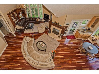 Spectacular Great Room with Soaring Ceilings, Natu