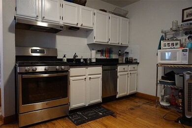 254 River St unit 1, Waltham, MA 02453 - photo 2