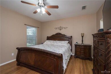 2302 Bald Cypress Dr, Weslaco, TX 78596 - photo 7