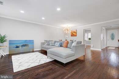 1639 Hart Ct unit 115, Crofton, MD 21114 - photo 4