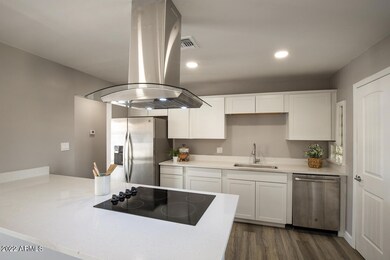 unlisted-address, Phoenix, AZ 85021 - photo 3