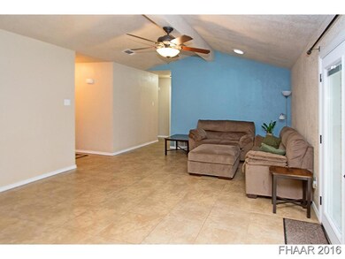 2815 Veterans Ave, Copperas Cove, TX 76522 - photo 4