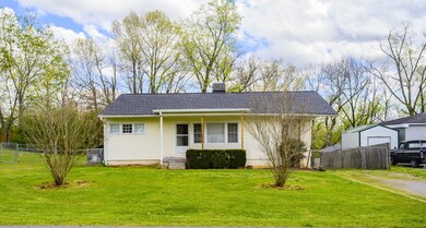 303 Cliffside Ave, Shelbyville, TN 37160 - photo 2