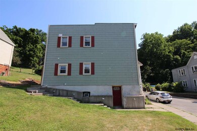 11 Elm St, Troy, NY 12180 - photo 4